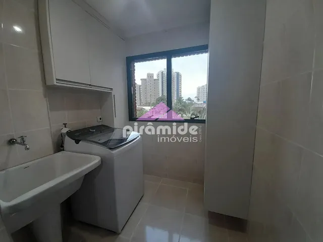 Apartamento com 110m² 3 quartos e 2 banheiros, à venda, no bairro Prainha em Caraguatatuba
