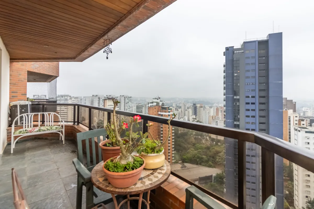 Apartamento para venda em Vila Suzana com 3 quartos, sendo 3 suítes, 213m²
