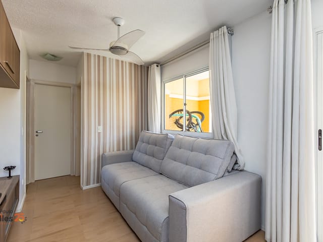 Apartamento 2 quartos e 1 banheiro, à venda, no bairro Capão Raso em Curitiba