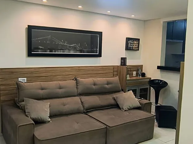 Apartamento 2 quartos e 1 banheiro, à venda, no bairro Cabral em Contagem