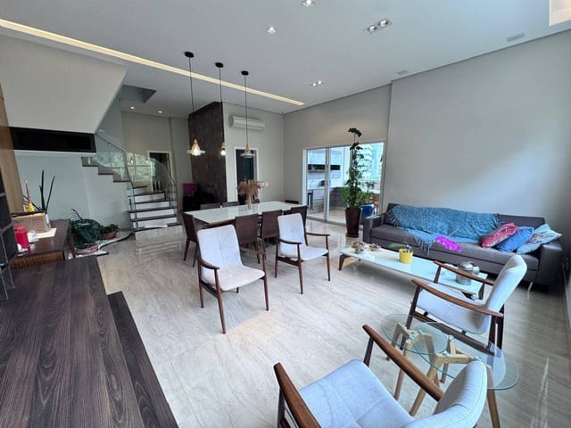 Apartamento com 220m² 3 quartos e 5 banheiros, à venda ou para alugar, no bairro Parque Reboucas em São Paulo
