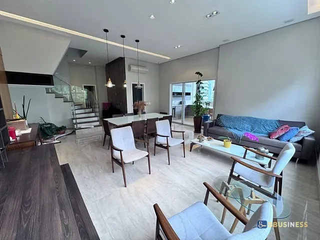 Apartamento com 220m² 3 quartos e 5 banheiros, à venda, no bairro Parque Reboucas em São Paulo