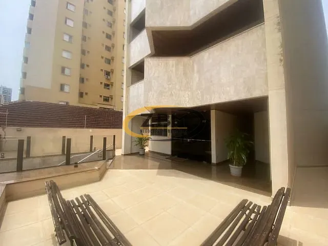 Apartamento com 349m² 4 quartos e 4 banheiros, à venda, no bairro Centro em Londrina