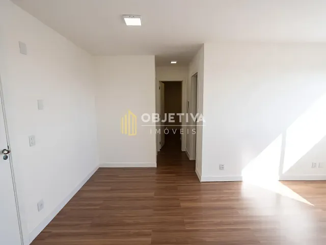 Apartamento 2 quartos e 2 banheiros, para alugar, no bairro Jardim Sabará em Porto Alegre