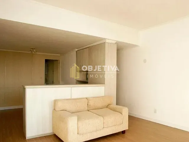 Apartamento 3 quartos e 3 banheiros, para alugar, no bairro Independência em Porto Alegre
