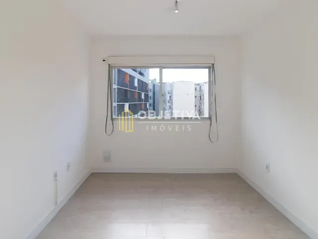 Apartamento 1 quarto e 1 banheiro, para alugar, no bairro Cidade Baixa em Porto Alegre