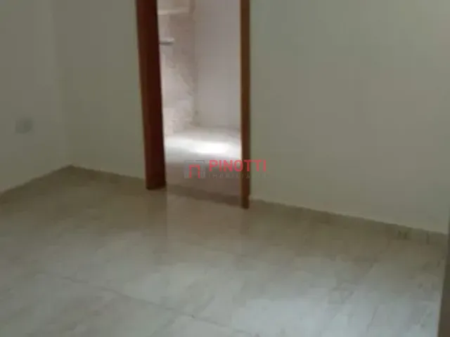 Apartamento 2 quartos e 1 banheiro, à venda, no bairro Vila Alzira em Santo André