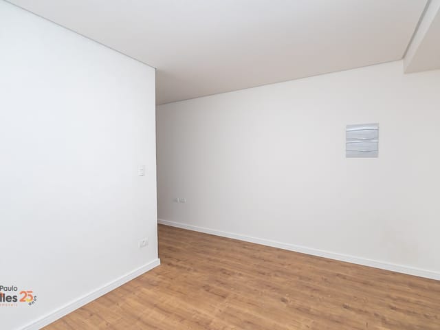 Apartamento 2 quartos e 1 banheiro, à venda, no bairro Água Verde em Curitiba