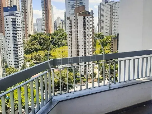 Apartamento com 300m² 4 quartos e 2 banheiros, à venda ou para alugar, no bairro Vila Andrade em São Paulo