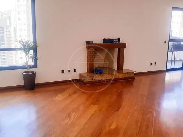 Apartamento com 300m² 4 quartos e 2 banheiros, à venda ou para alugar, no bairro Vila Andrade em São Paulo