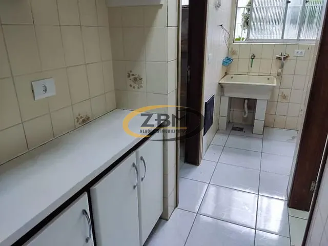 Apartamento com 165m² 3 quartos e 2 banheiros, à venda, no bairro Campo Belo em Londrina
