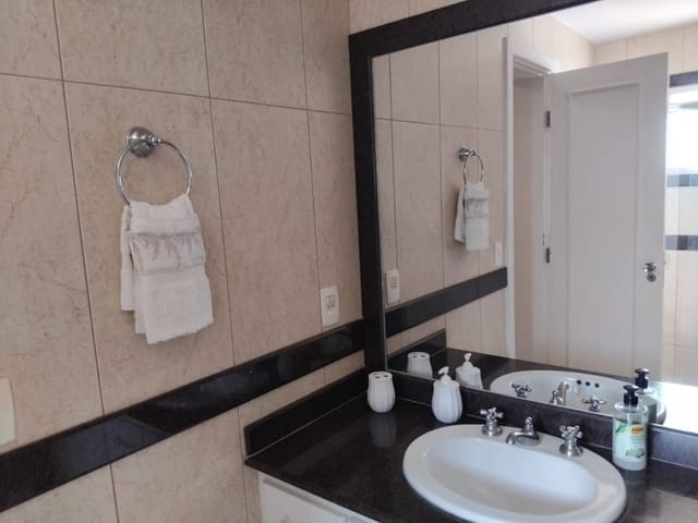 Foto do Apartamento - Apartamento com 4 dormitórios à venda, 200 m² por R$ 650.000,00 - São Sebastião - Uberaba/MG | ZUCATO IMOBILIARIA LTDA