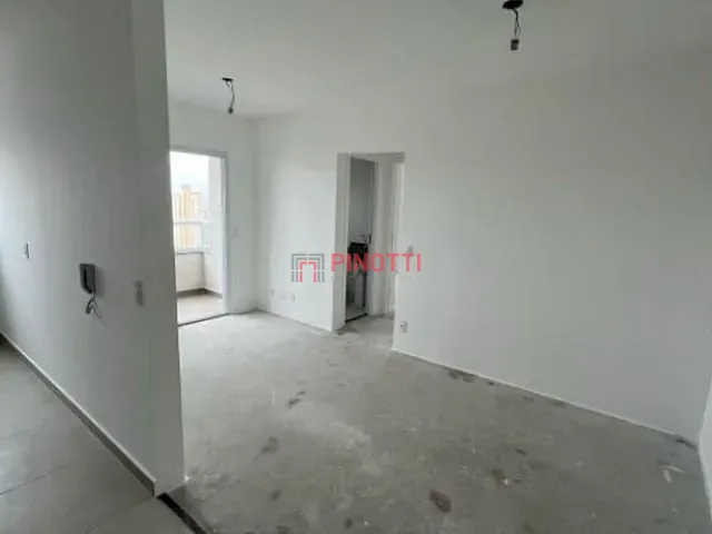 Apartamento 2 quartos e 1 banheiro, à venda, no bairro Vila Baeta Neves em São Bernardo do Campo