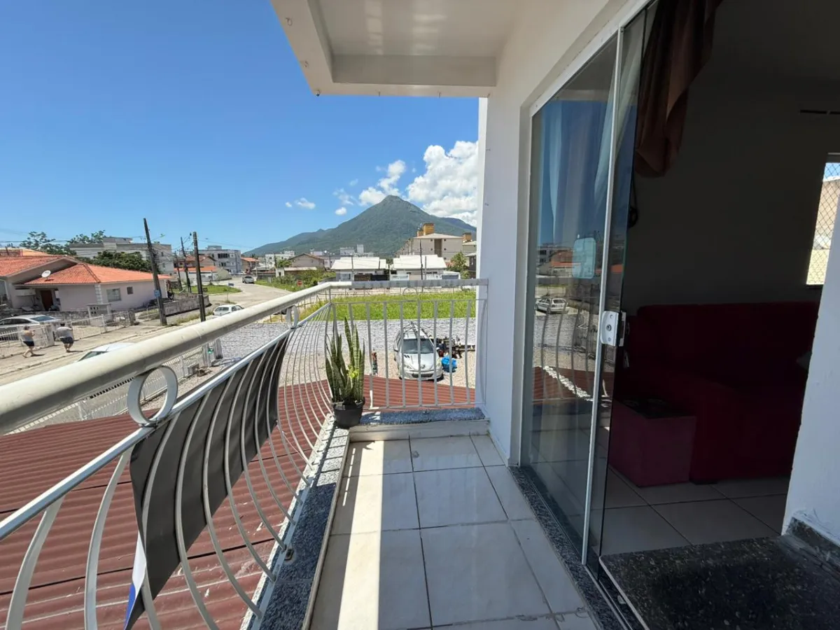 Apartamento para venda em Barra do Aririú com 2 quartos, 63m²