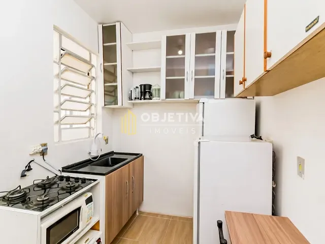 Apartamento 2 quartos e 3 banheiros, para alugar, no bairro Floresta em Porto Alegre