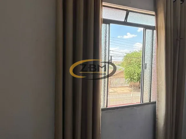 Apartamento 2 quartos e 1 banheiro, à venda, no bairro Leonor em Londrina