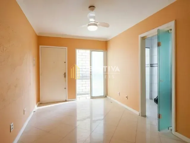 Apartamento 1 quarto e 1 banheiro, para alugar, no bairro Cidade Baixa em Porto Alegre