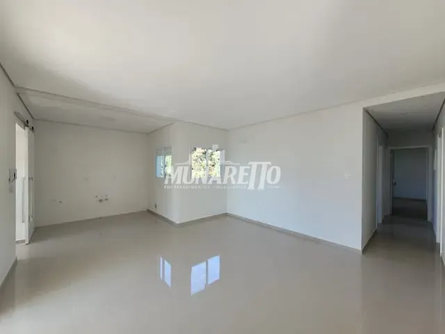 Apartamento com 78m² 3 quartos e 2 banheiros, à venda, no bairro Parque de Exposições em Concórdia