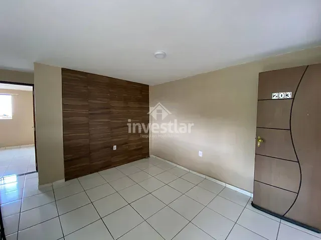 Apartamento 2 quartos e 1 banheiro, para alugar, no bairro Serrotão em Campina Grande