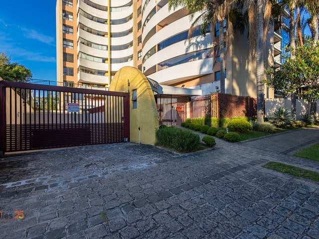 Apartamento 3 quartos e 3 banheiros, à venda, no bairro Água Verde em Curitiba