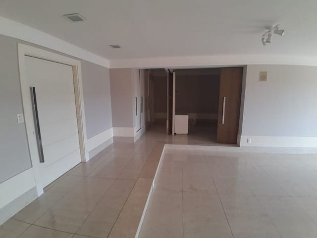 Foto do Apartamento - Apartamento com 4 dormitórios, 285 m² - venda por R$ 1.300.000,00 ou aluguel por R$ 5.655,49/mês - Mercês - Uberaba/MG | ZUCATO IMOBILIARIA LTDA