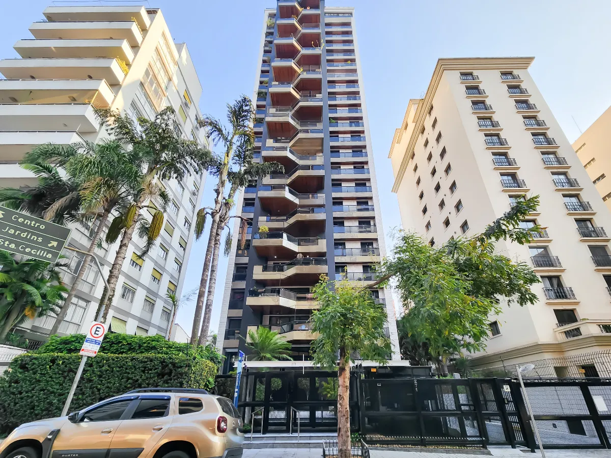 Apartamento para venda em Consolação com 4 quartos, sendo 3 suítes, 245m²