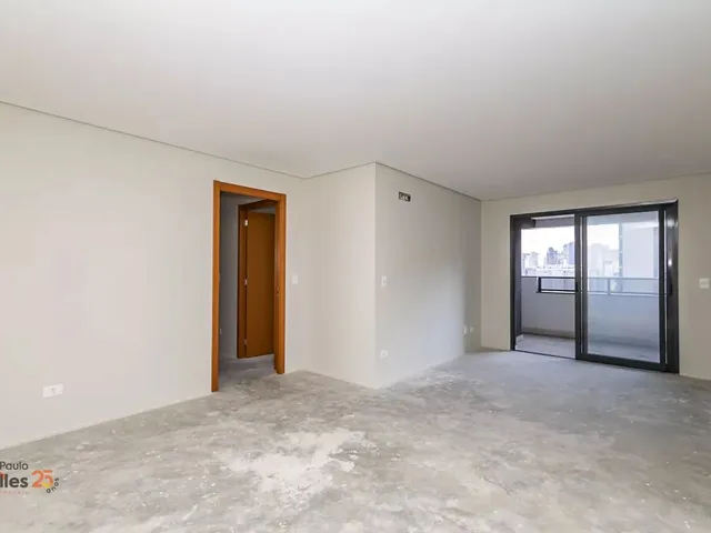 Apartamento 3 quartos e 2 banheiros, à venda, no bairro Vila Izabel em Curitiba