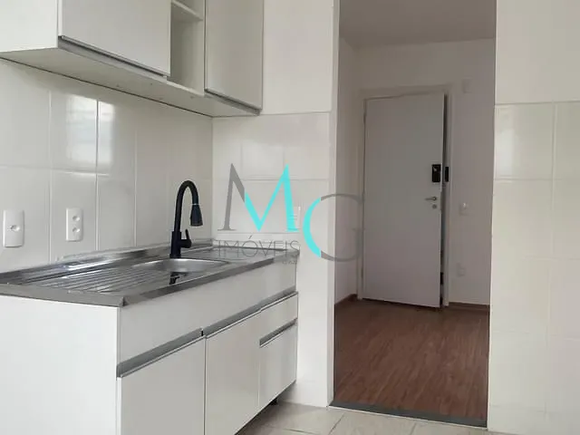 Apartamento 2 quartos e 1 banheiro, para alugar, no bairro Campo Grande em Rio de Janeiro