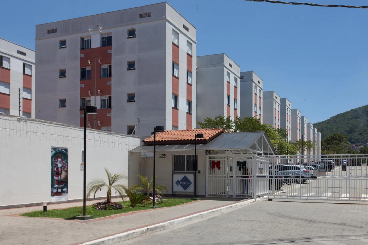 Apartamento para venda em Parque Taipas com 2 quartos, 45m²
