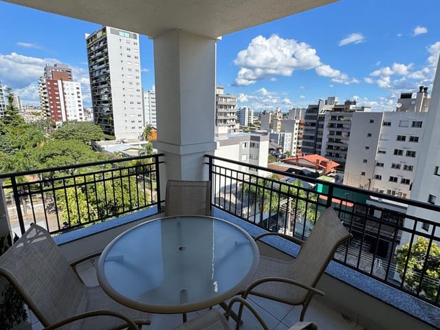 Apartamento 3 quartos e 2 banheiros, à venda, no bairro Cristo Redentor em Caxias do Sul