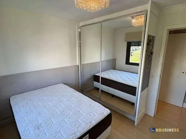 Apartamento 3 quartos e 2 banheiros, à venda, no bairro Cristo Redentor em Caxias do Sul