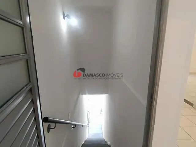 Apartamento 2 quartos e 1 banheiro, para alugar, no bairro Santa Maria em São Caetano do Sul