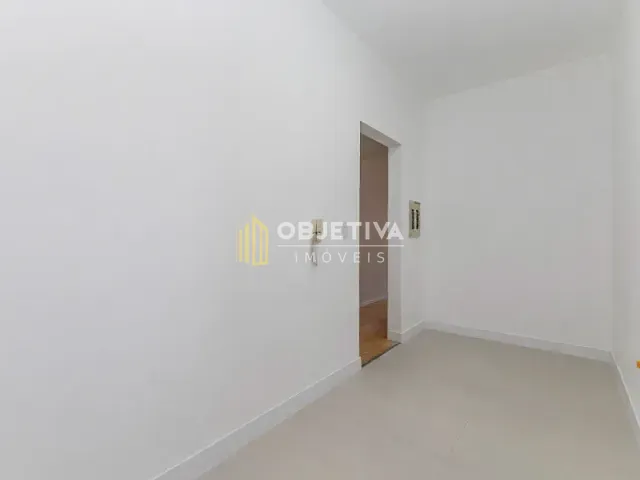 Apartamento 3 quartos e 3 banheiros, para alugar, no bairro Independência em Porto Alegre