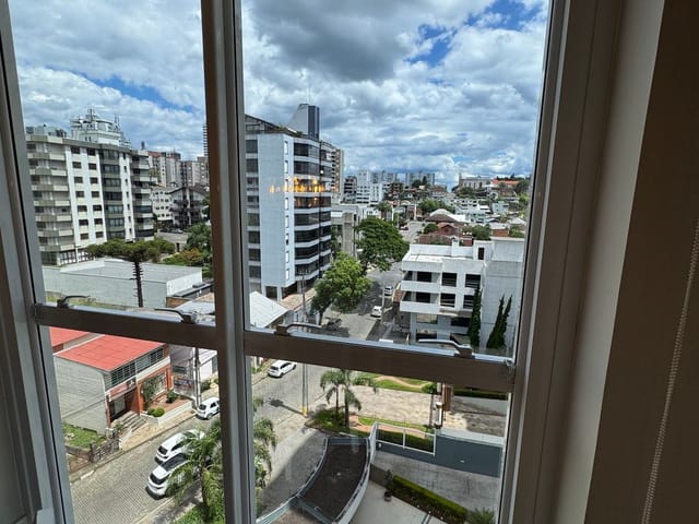 Apartamento 3 quartos e 2 banheiros, à venda, no bairro São Leopoldo em Caxias do Sul
