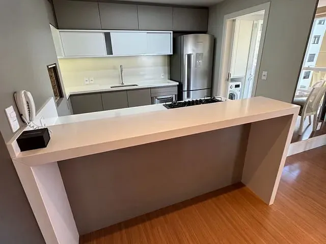 Apartamento 3 quartos e 2 banheiros, à venda, no bairro São Leopoldo em Caxias do Sul