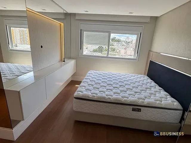 Apartamento 3 quartos e 2 banheiros, à venda, no bairro São Leopoldo em Caxias do Sul