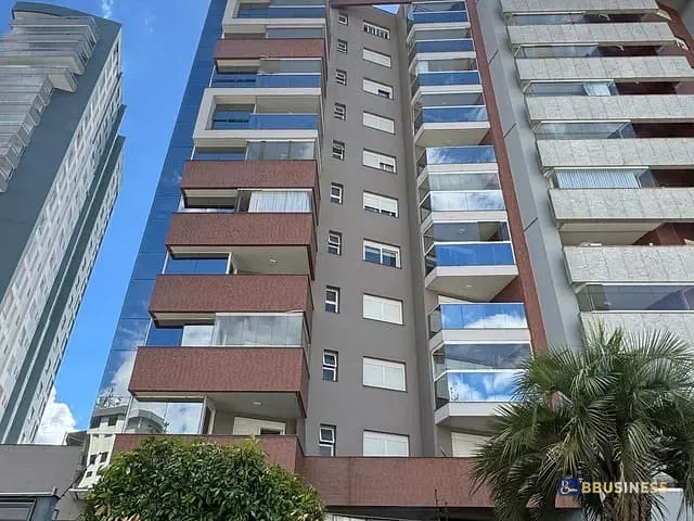 Apartamento 3 quartos e 2 banheiros, à venda, no bairro São Leopoldo em Caxias do Sul