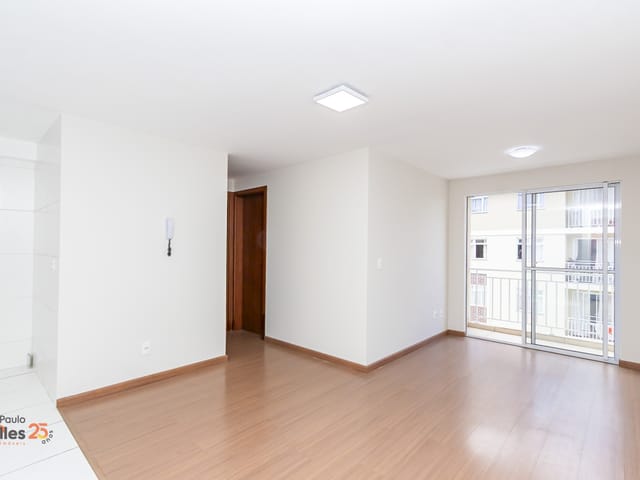 Apartamento 2 quartos e 2 banheiros, à venda, no bairro Sítio Cercado em Curitiba