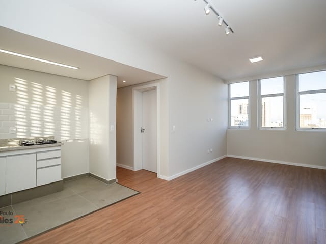 Apartamento 3 quartos e 1 banheiro, à venda, no bairro Centro em Curitiba