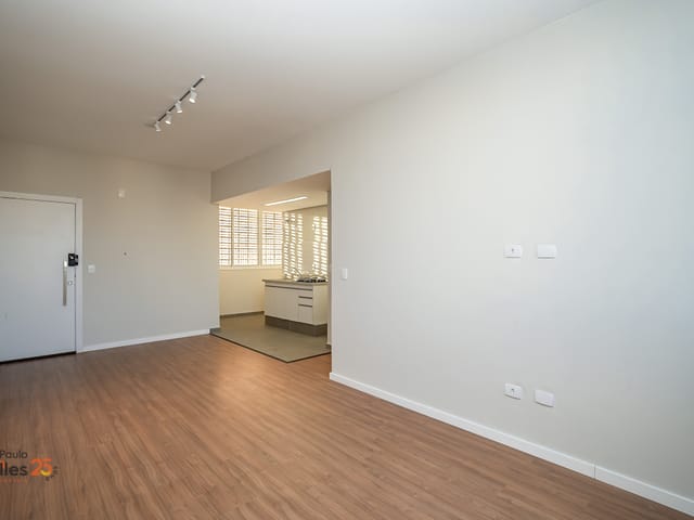 Apartamento 3 quartos e 1 banheiro, à venda, no bairro Centro em Curitiba