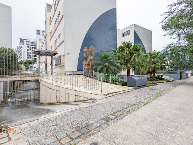 Apartamento 3 quartos e 2 banheiros, à venda, no bairro Água Verde em Curitiba