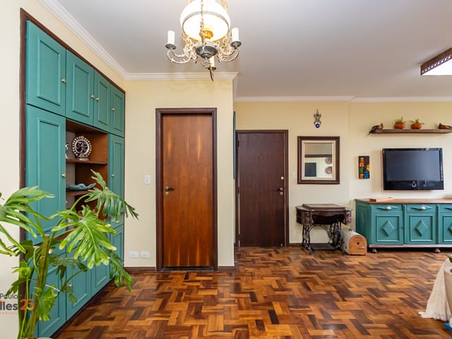 Apartamento 3 quartos e 2 banheiros, à venda, no bairro Água Verde em Curitiba