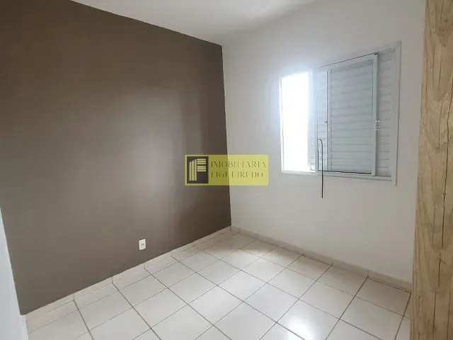 Apartamento 2 quartos e 2 banheiros, para alugar, no bairro Pinheiros em São José do Rio Preto