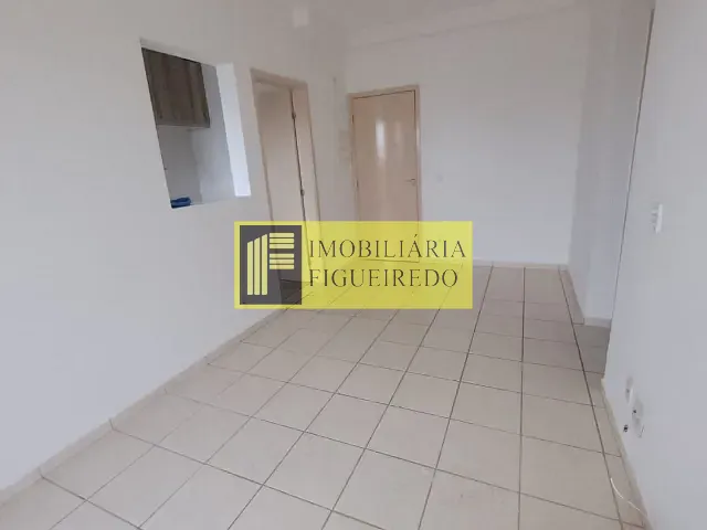 Apartamento 2 quartos e 2 banheiros, para alugar, no bairro Pinheiros em São José do Rio Preto