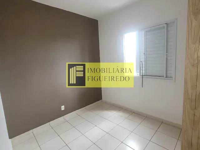 Apartamento 2 quartos e 2 banheiros, para alugar, no bairro Pinheiros em São José do Rio Preto