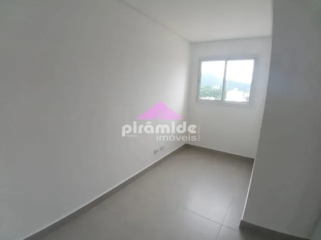 Apartamento com 112m² 2 quartos e 2 banheiros, à venda, no bairro Balneário Copacabana em Caraguatatuba