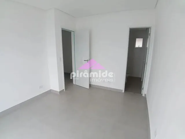 Apartamento com 112m² 2 quartos e 2 banheiros, à venda, no bairro Balneário Copacabana em Caraguatatuba