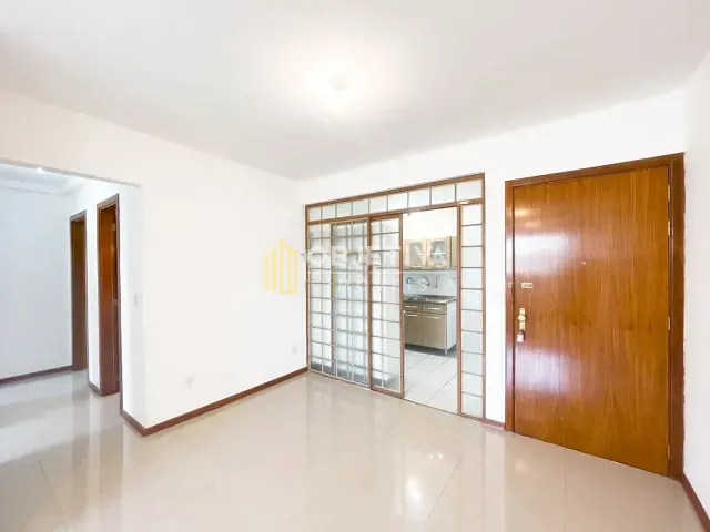 Apartamento 3 quartos e 2 banheiros, à venda ou para alugar, no bairro Cidade Baixa em Porto Alegre