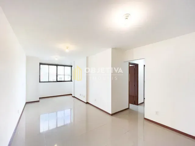 Apartamento 3 quartos e 2 banheiros, à venda ou para alugar, no bairro Cidade Baixa em Porto Alegre