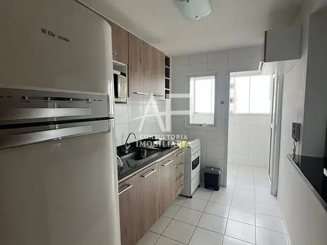 Apartamento 2 quartos e 2 banheiros, para alugar, no bairro Loteamento Residencial e Comercial Bosque Flamboyant em Taubaté